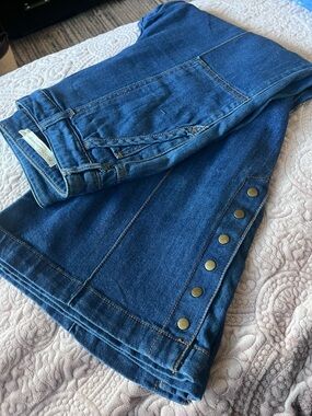 Pilcro and the Letterpress by Anthropology Indigo Wide-Leg Jeans
Wore once